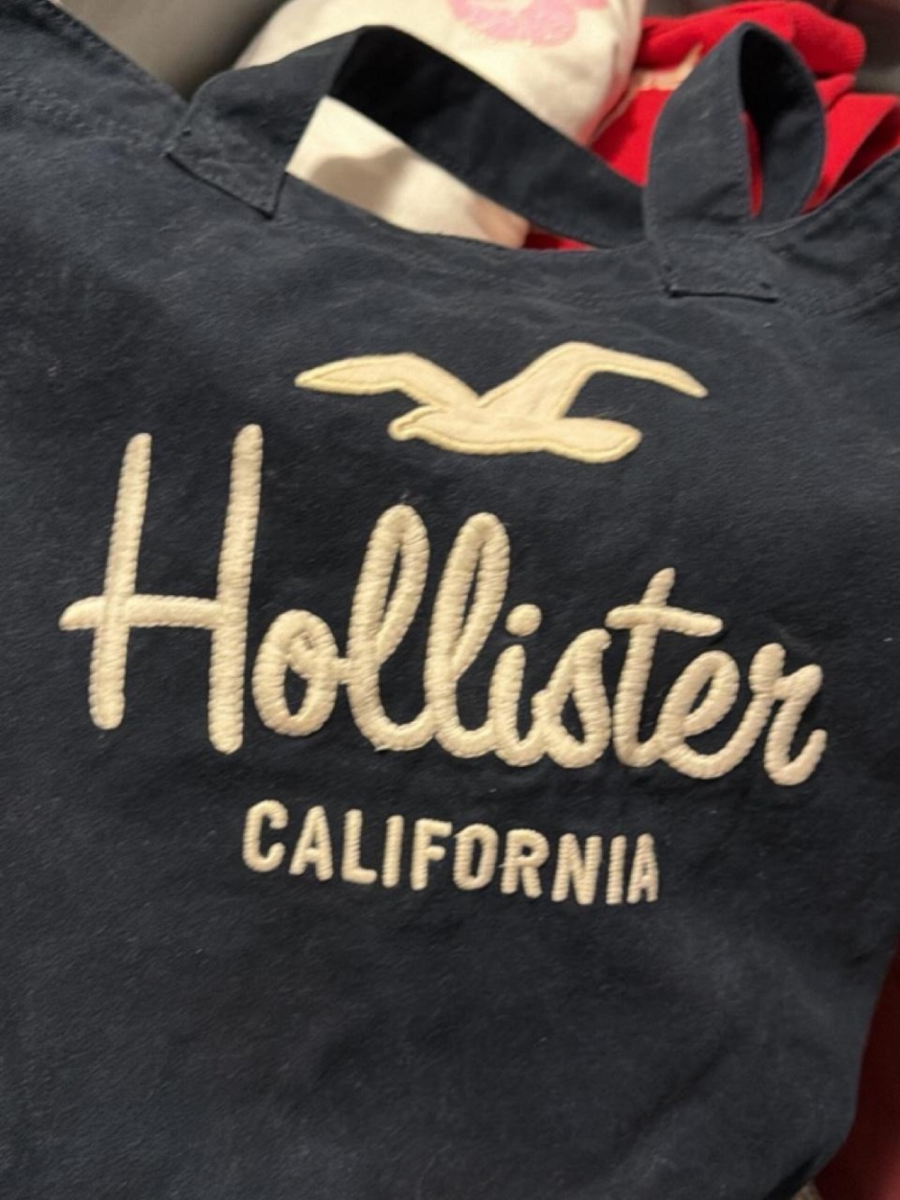 Hollister Navy Blue tote bag with Cream Embroidered California Logo